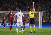 Kèo thẻ phạt 12bet - Bí quyết cược số thẻ vàng, thẻ đỏ để kiếm tiền dễ dàng!